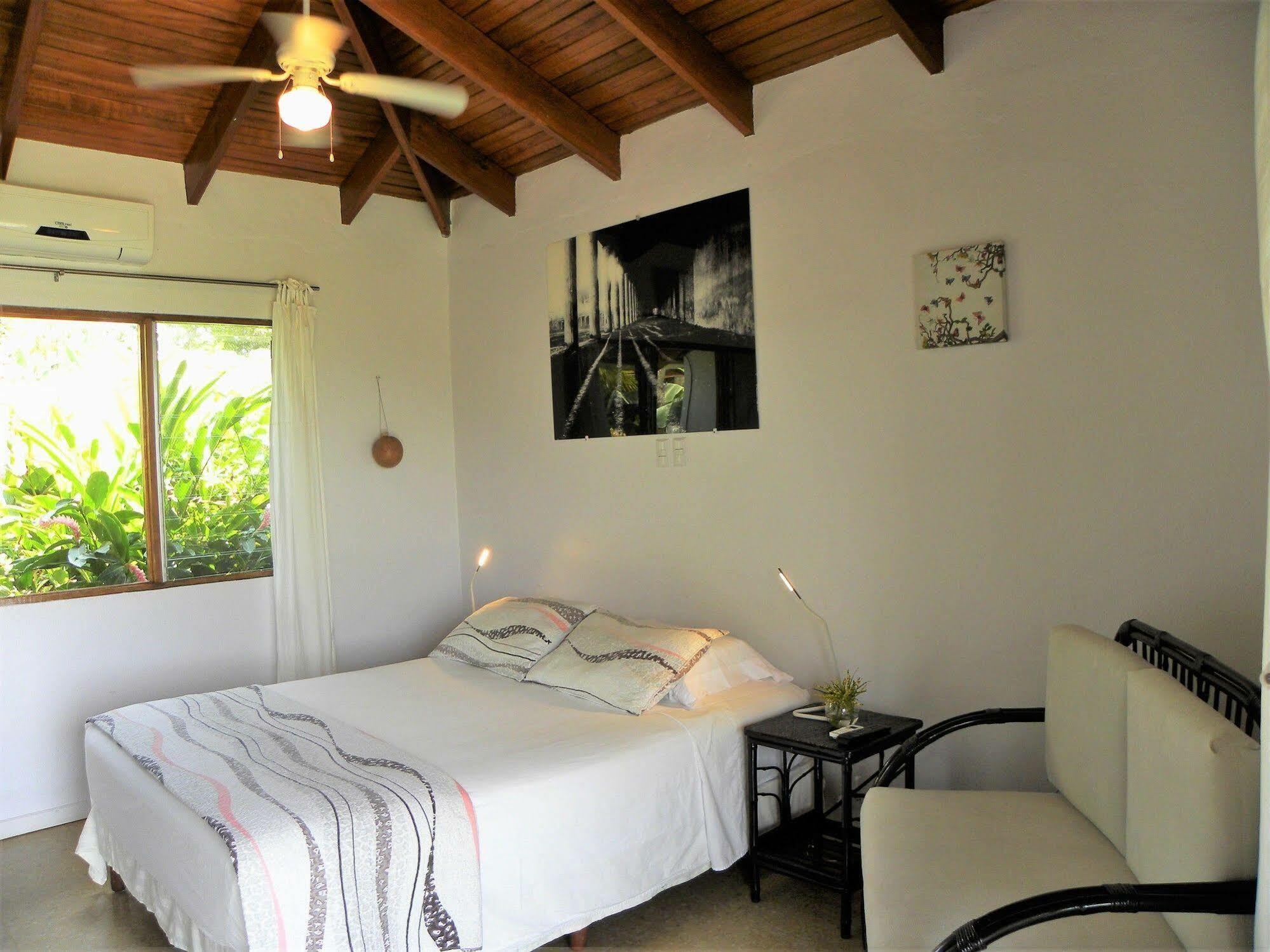 Hotel Lookout Playa Tortuga โอเฆชาล ภายนอก รูปภาพ